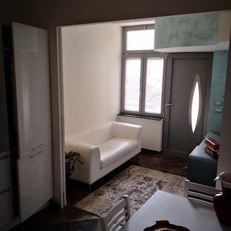 La Casa Di Valentina Lägenhet Vado Ligure Exteriör bild